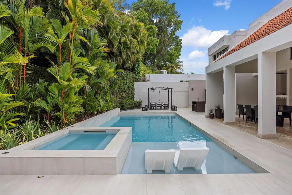 #9 Palma Real ESTANCIAS DE TORRIMAR Guaynabo, PR 00966