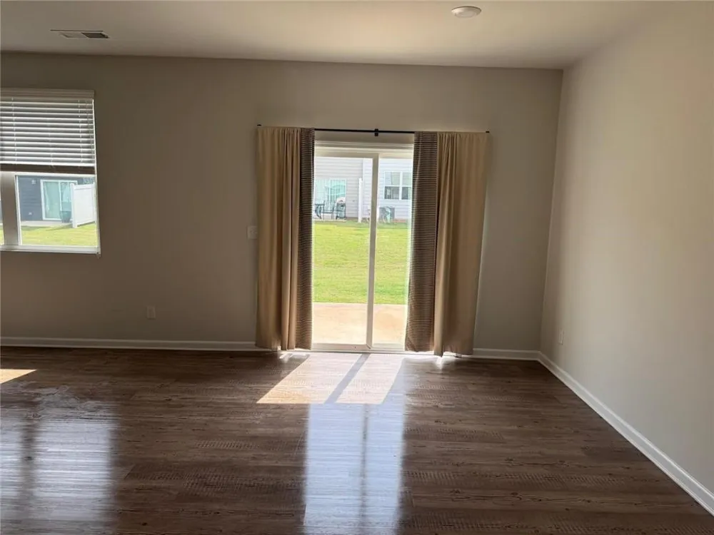 5223 Canberra Drive Flowery Branch, GA 30542