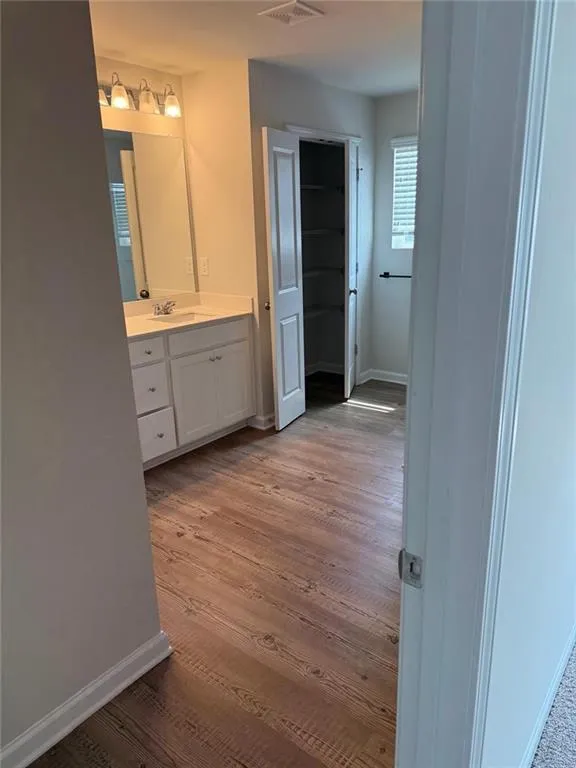 5223 Canberra Drive Flowery Branch, GA 30542
