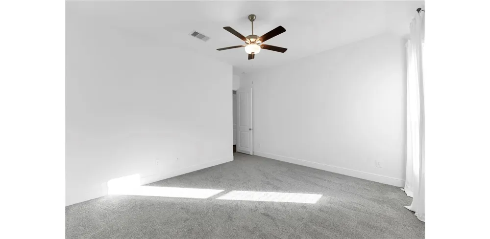1014 Lakemont Bend Lane Pinehurst, TX 77362