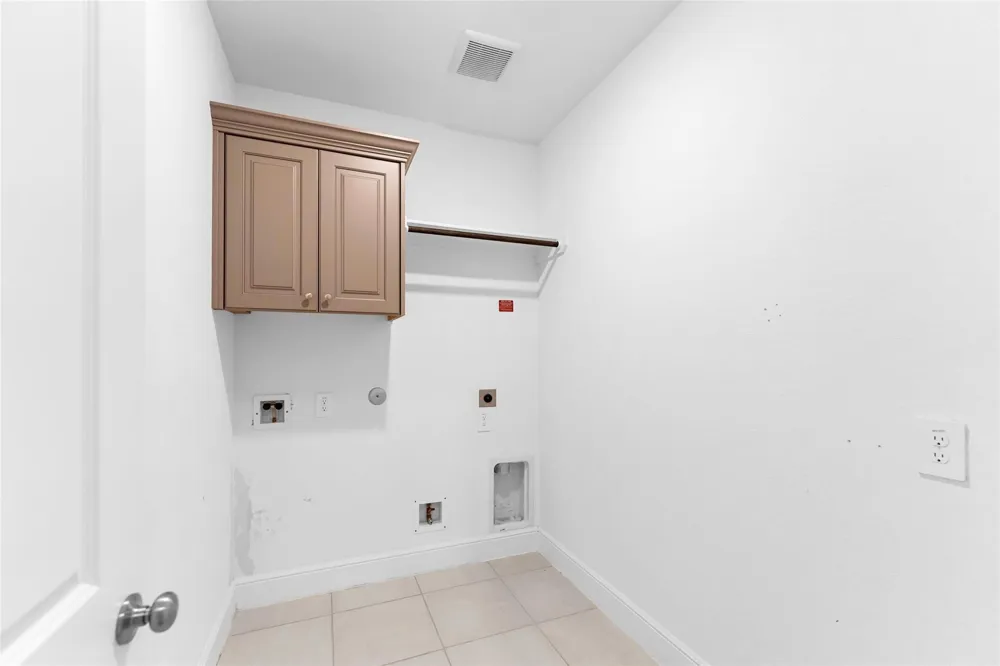 1014 Lakemont Bend Lane Pinehurst, TX 77362