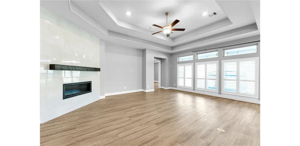 1014 Lakemont Bend Lane Pinehurst, TX 77362