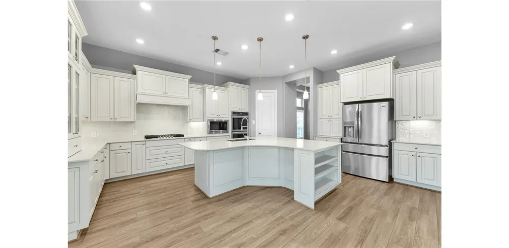 1014 Lakemont Bend Lane Pinehurst, TX 77362