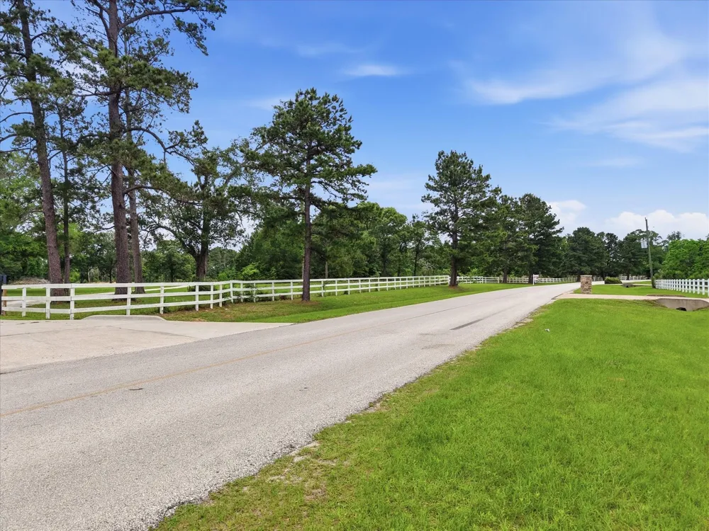 430 Ruel Road Magnolia, TX 77355
