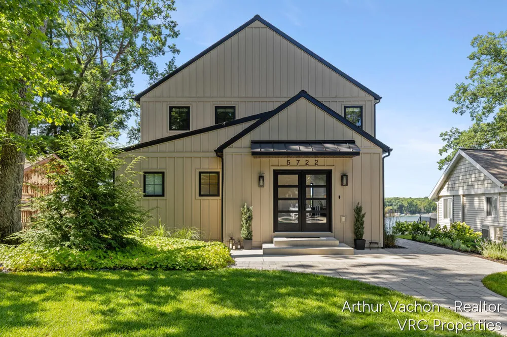 5722 El Camino Drive Newaygo, MI 49337