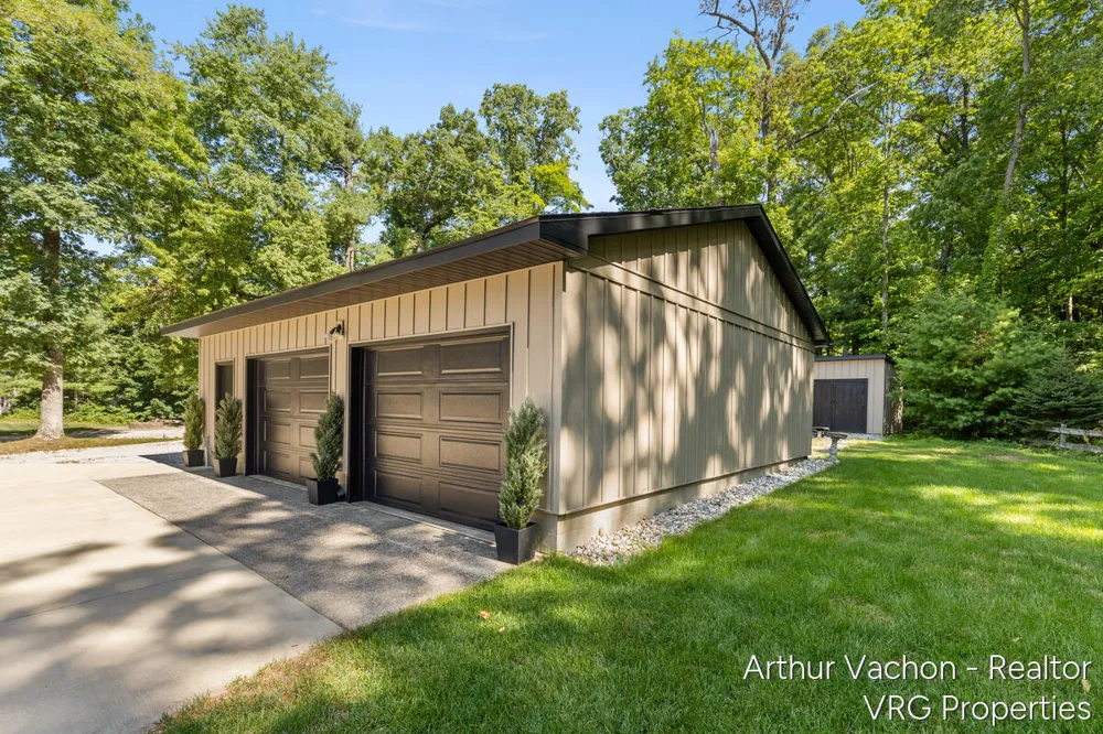 5722 El Camino Drive Newaygo, MI 49337