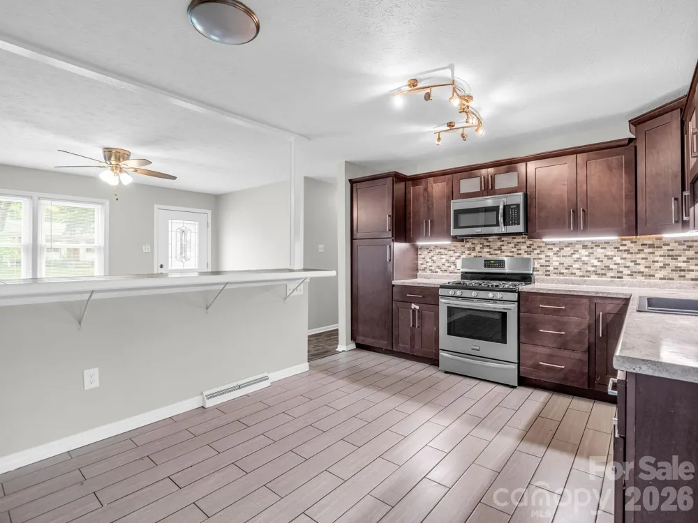 119 Scenic View Drive Swannanoa, NC 28778