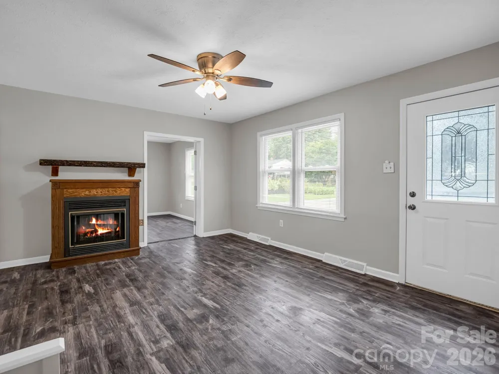 119 Scenic View Drive Swannanoa, NC 28778