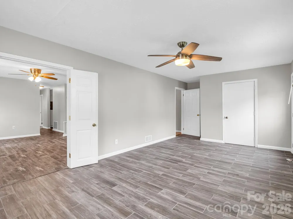 119 Scenic View Drive Swannanoa, NC 28778