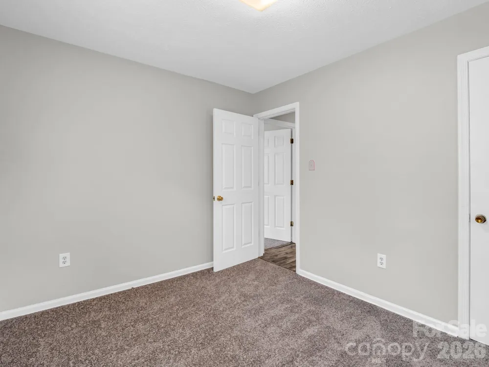 119 Scenic View Drive Swannanoa, NC 28778