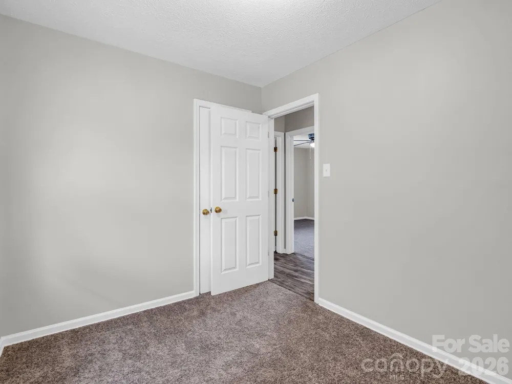 119 Scenic View Drive Swannanoa, NC 28778