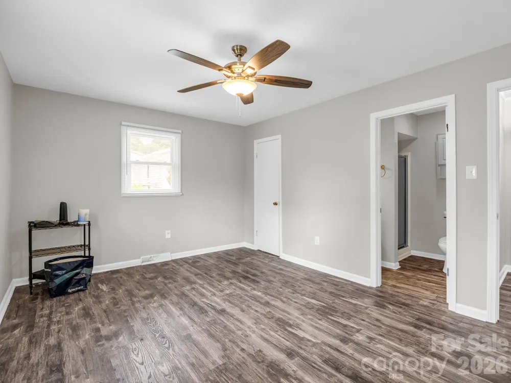 119 Scenic View Drive Swannanoa, NC 28778