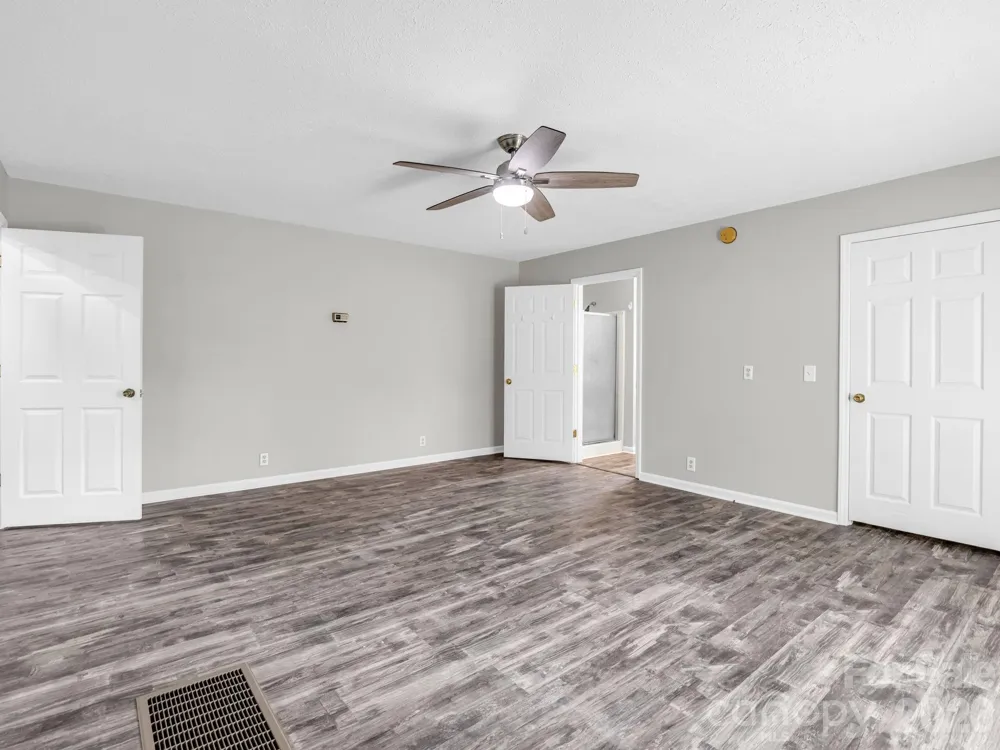 119 Scenic View Drive Swannanoa, NC 28778
