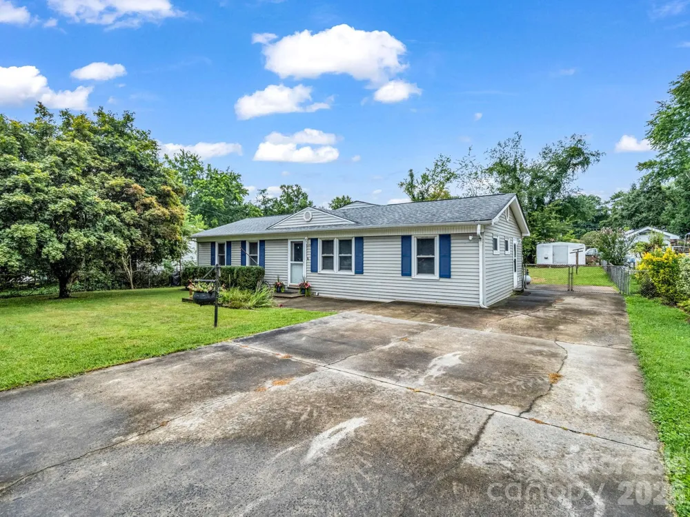 119 Scenic View Drive Swannanoa, NC 28778