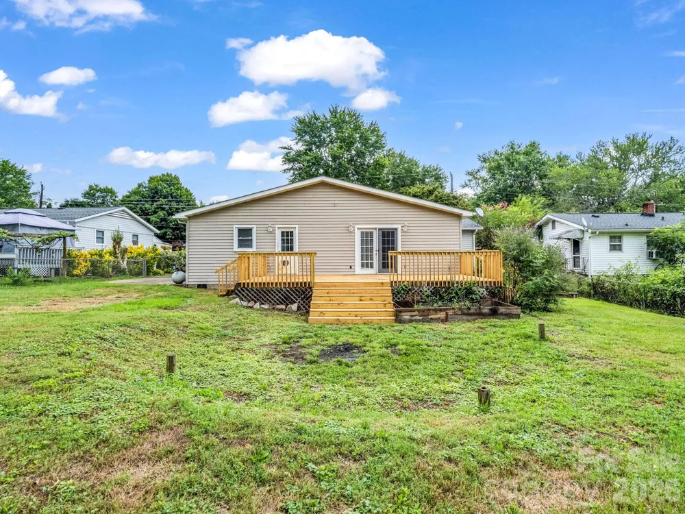 119 Scenic View Drive Swannanoa, NC 28778