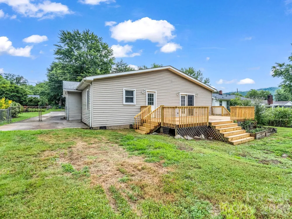 119 Scenic View Drive Swannanoa, NC 28778