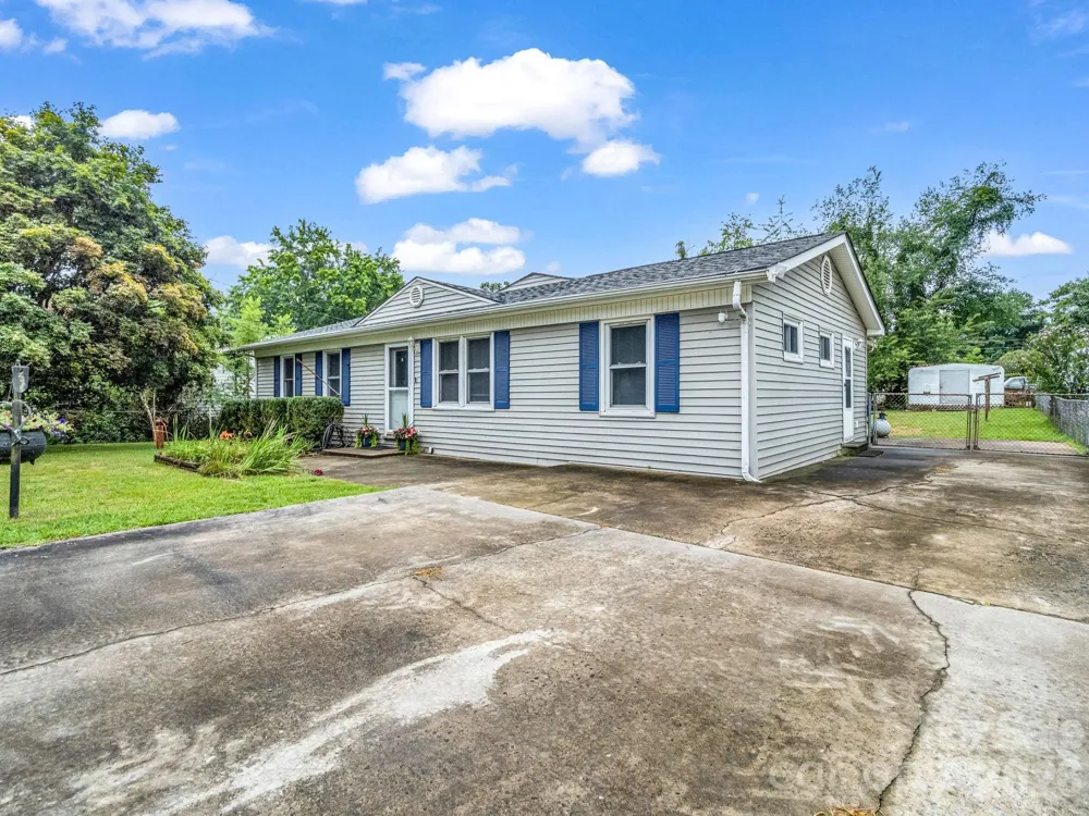 119 Scenic View Drive Swannanoa, NC 28778