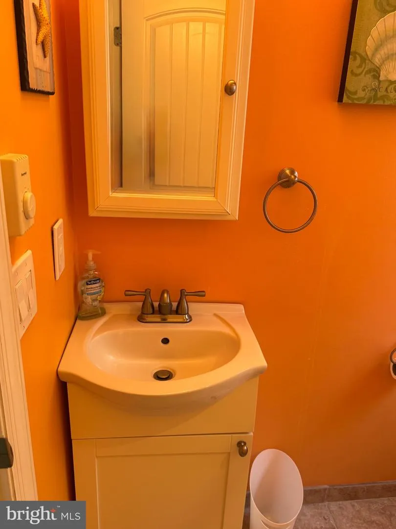 214 W SHIP BOTTOM AVENUE #2 Ship Bottom, NJ 08008