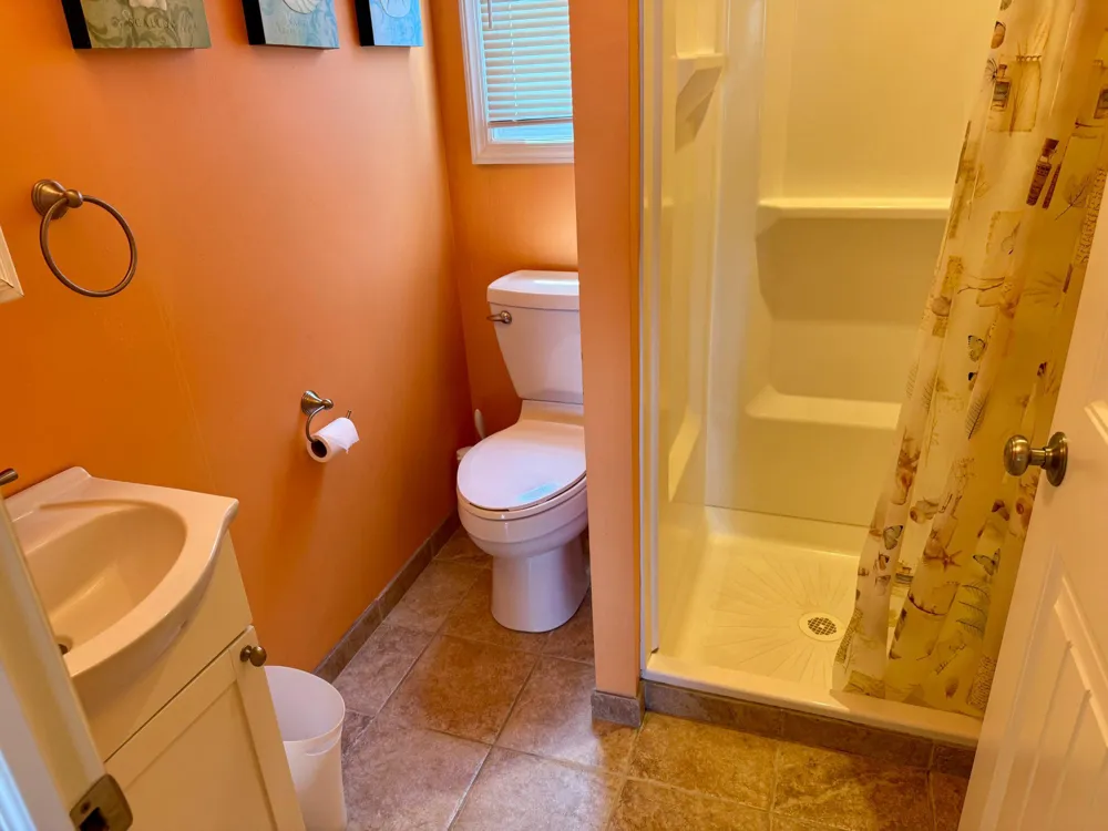 214 W SHIP BOTTOM AVENUE #2 Ship Bottom, NJ 08008