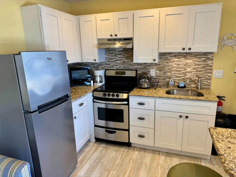 214 W SHIP BOTTOM AVENUE #2 Ship Bottom, NJ 08008