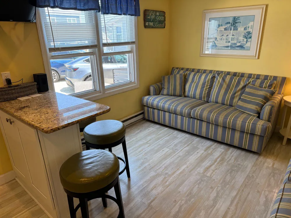214 W SHIP BOTTOM AVENUE #2 Ship Bottom, NJ 08008