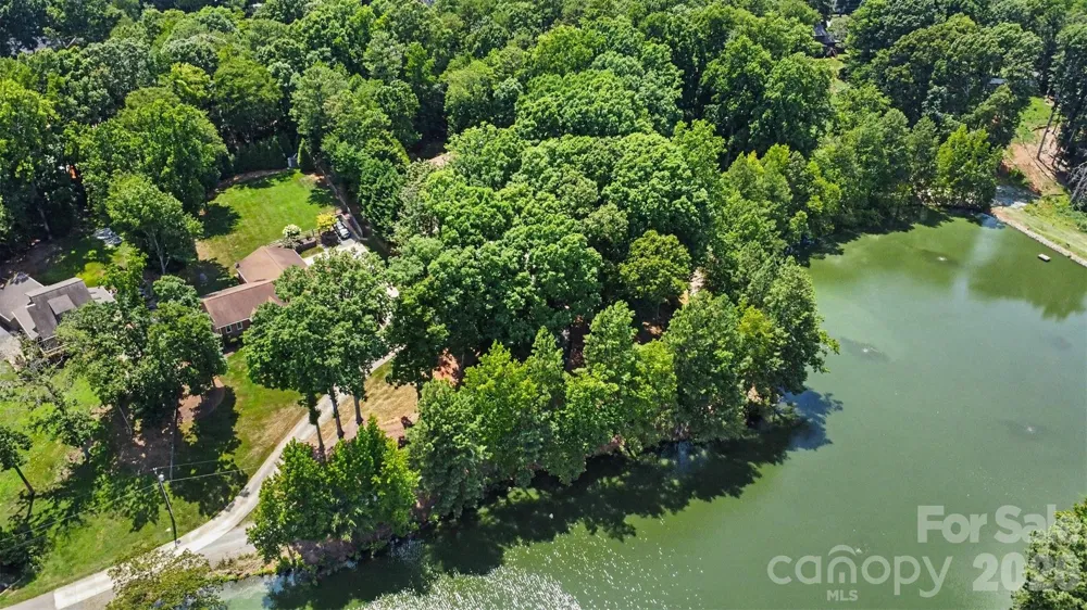 5838 Lake Providence Lane Charlotte, NC 28277