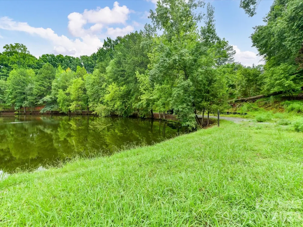 5838 Lake Providence Lane Charlotte, NC 28277