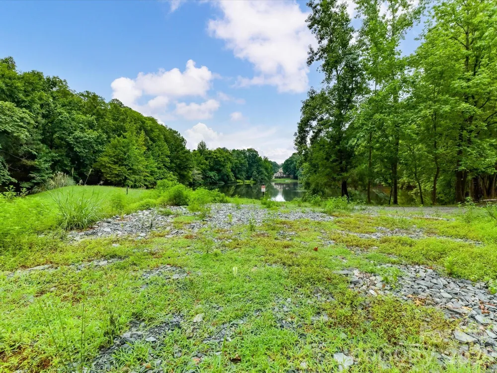 5838 Lake Providence Lane Charlotte, NC 28277
