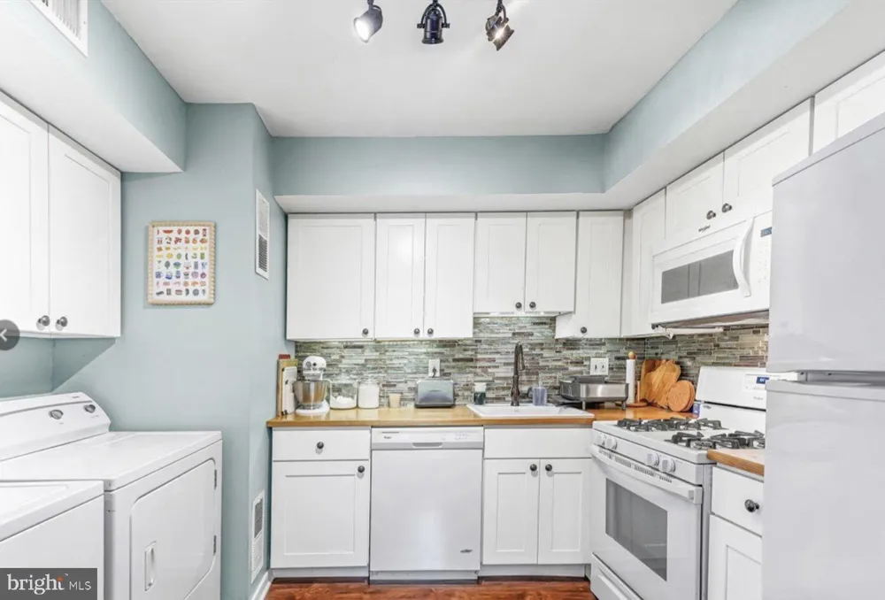 602 PAINTERS CROSSING Chadds Ford, PA 19317