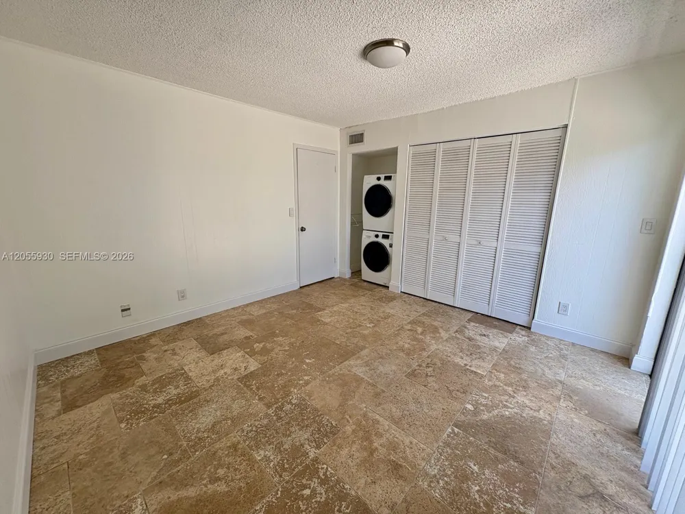 6979 SW 110th Ct Miami, FL 33173