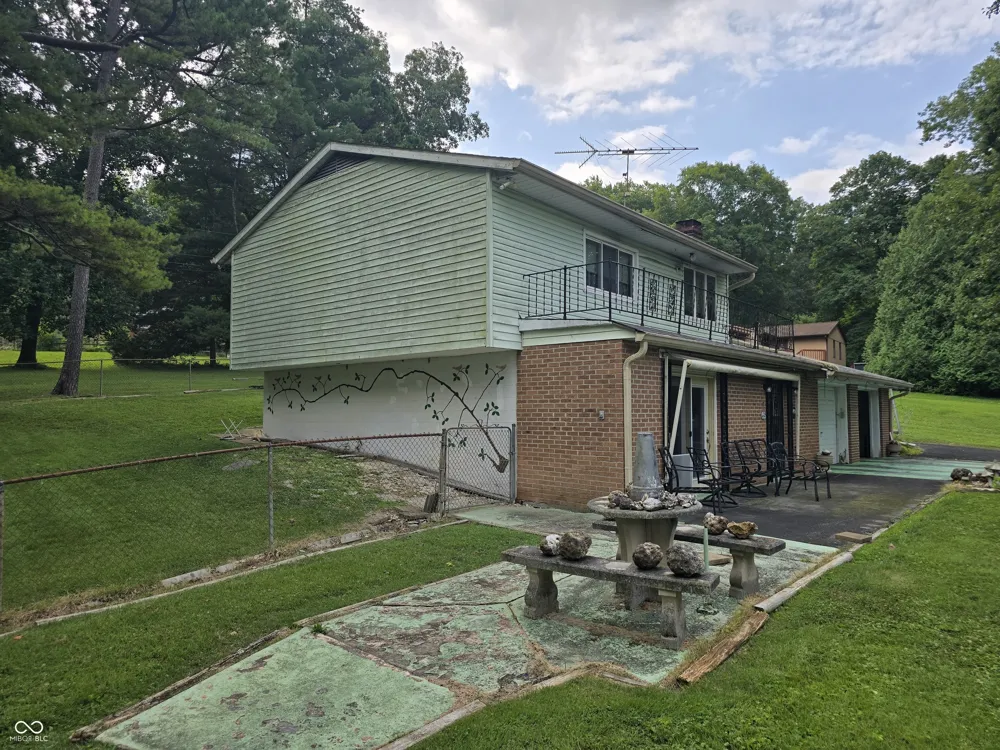 3400 Maple Grove Road Bloomington, IN 47404