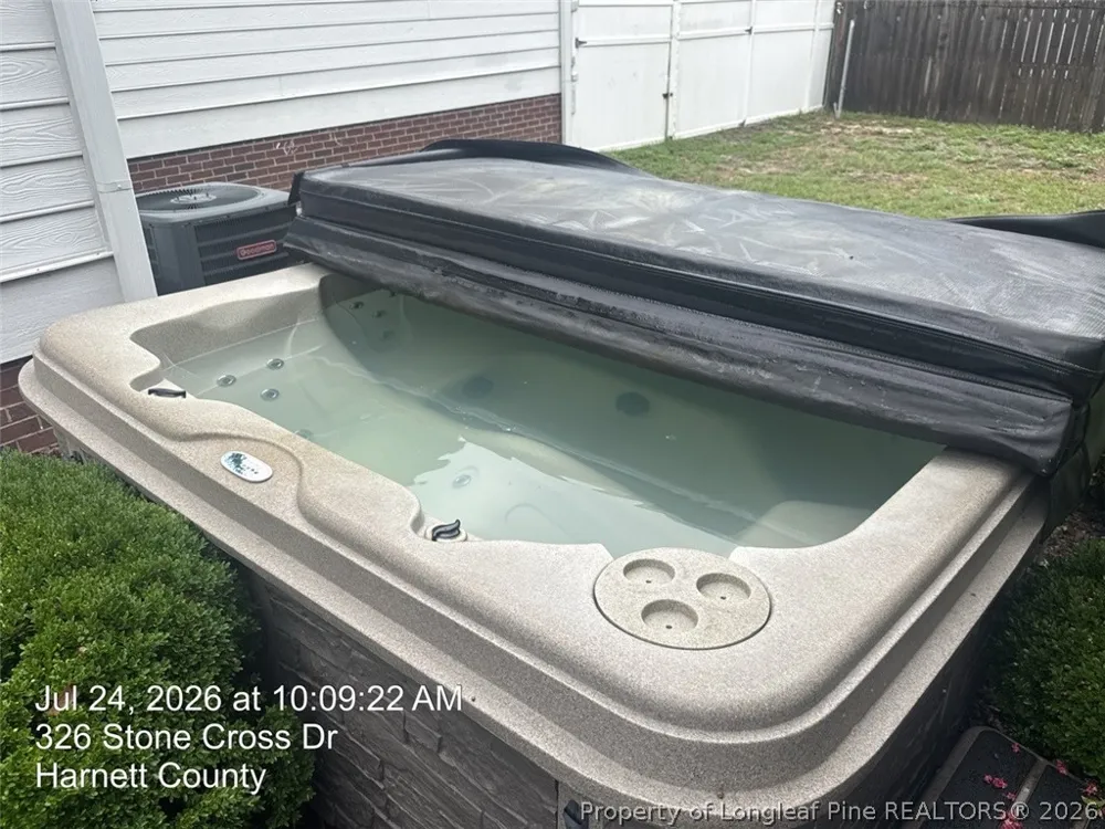 326 Stone Cross Drive Spring Lake, NC 28390