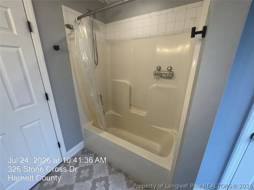 326 Stone Cross Drive Spring Lake, NC 28390