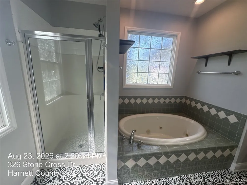 326 Stone Cross Drive Spring Lake, NC 28390