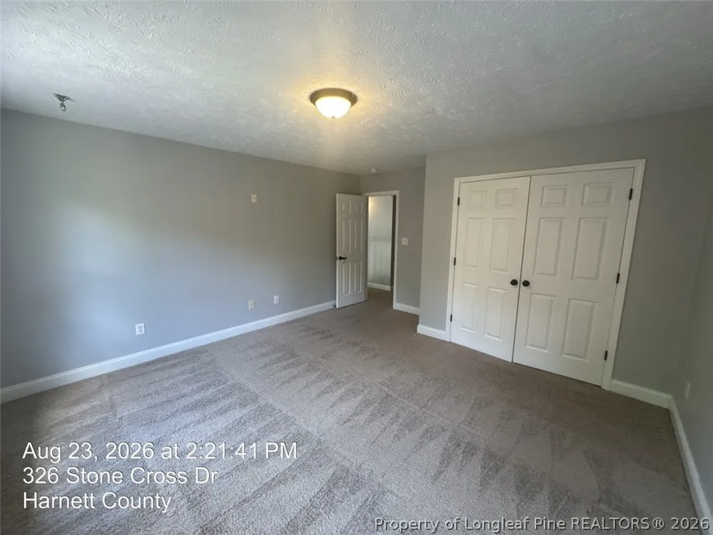 326 Stone Cross Drive Spring Lake, NC 28390