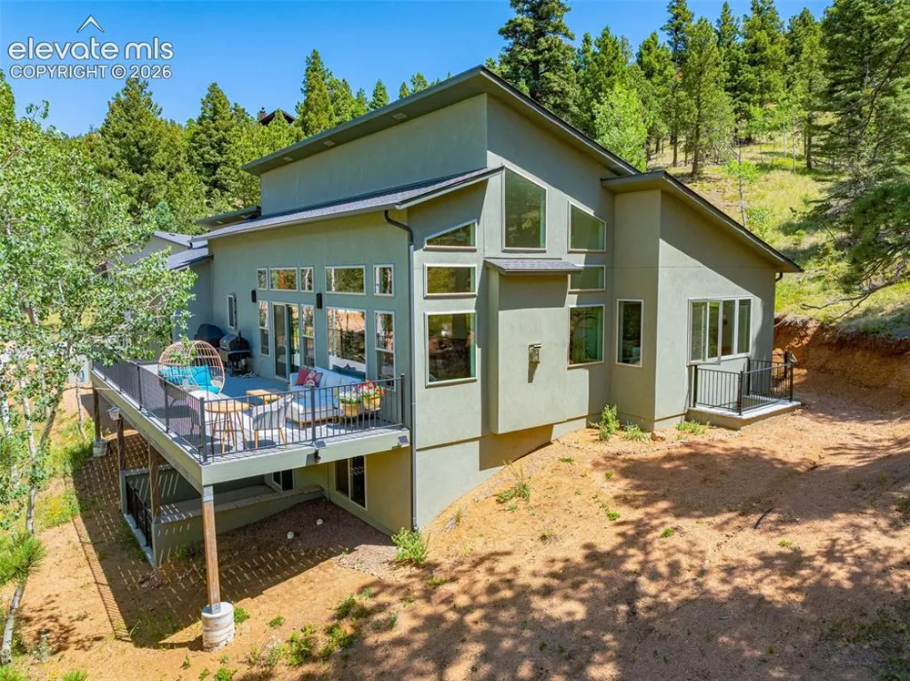 6770 Eagle Mountain Road Manitou Springs, CO 80829