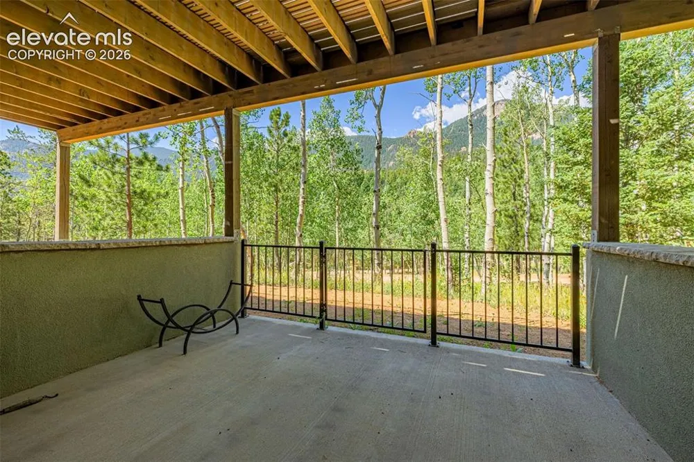6770 Eagle Mountain Road Manitou Springs, CO 80829
