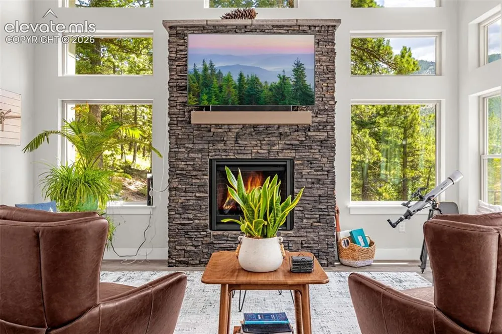 6770 Eagle Mountain Road Manitou Springs, CO 80829
