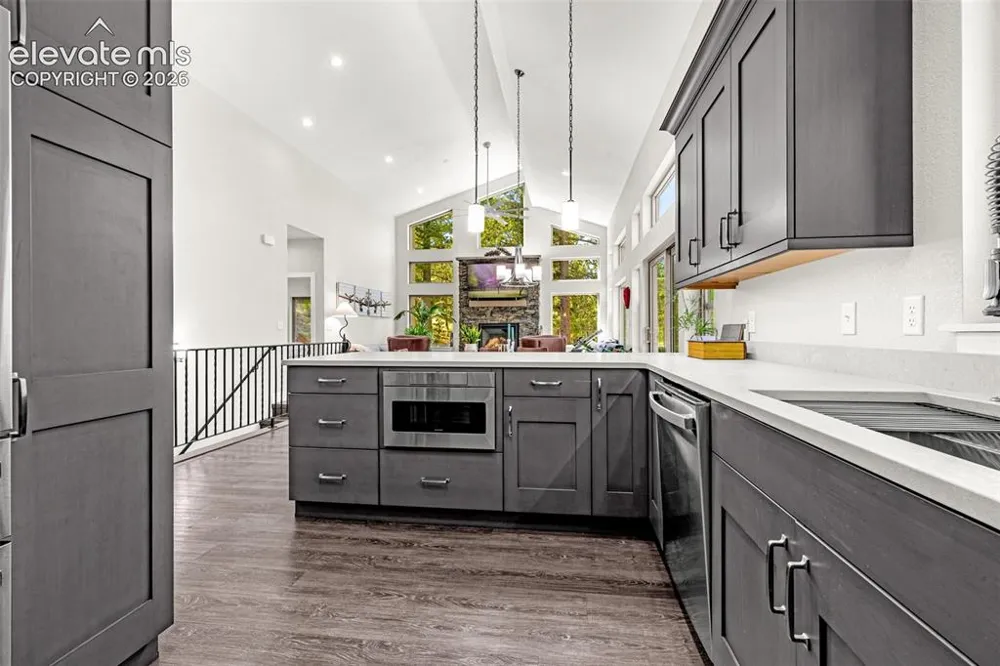 6770 Eagle Mountain Road Manitou Springs, CO 80829
