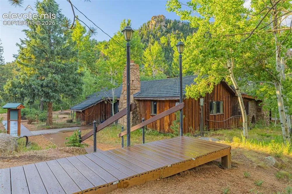 6770 Eagle Mountain Road Manitou Springs, CO 80829