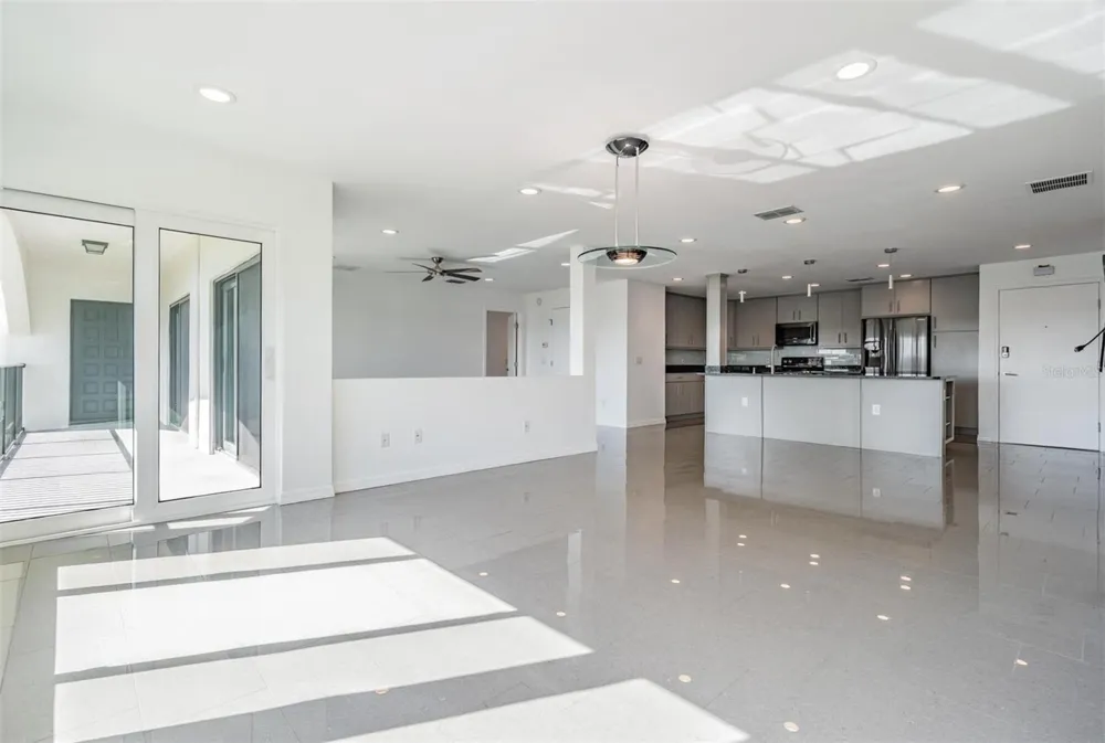 244 MARINER DRIVE #244 Tarpon Springs, FL 34689