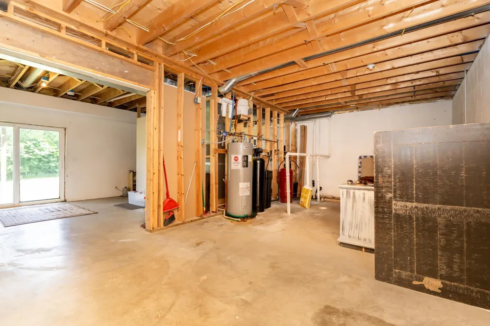 38653 Woodview Circle Le Center, MN 56057