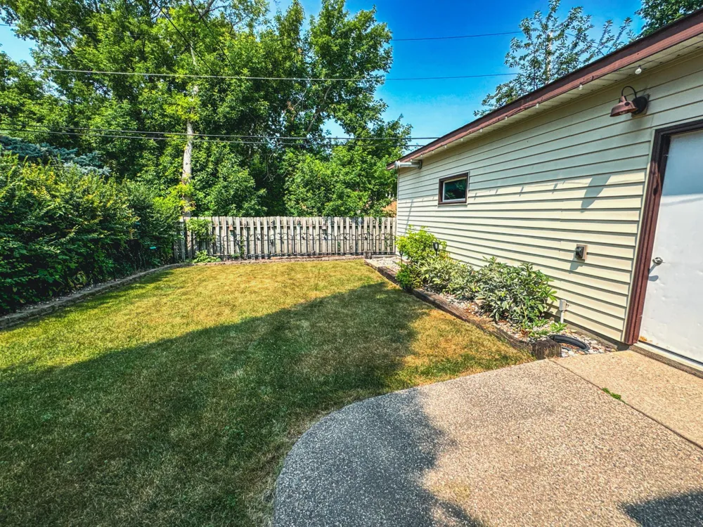 316 S Ash Street Crookston, MN 56716