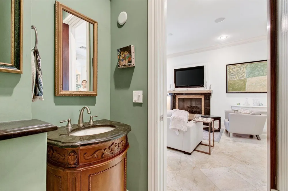 113 NW 1st Avenue Delray Beach, FL 33444