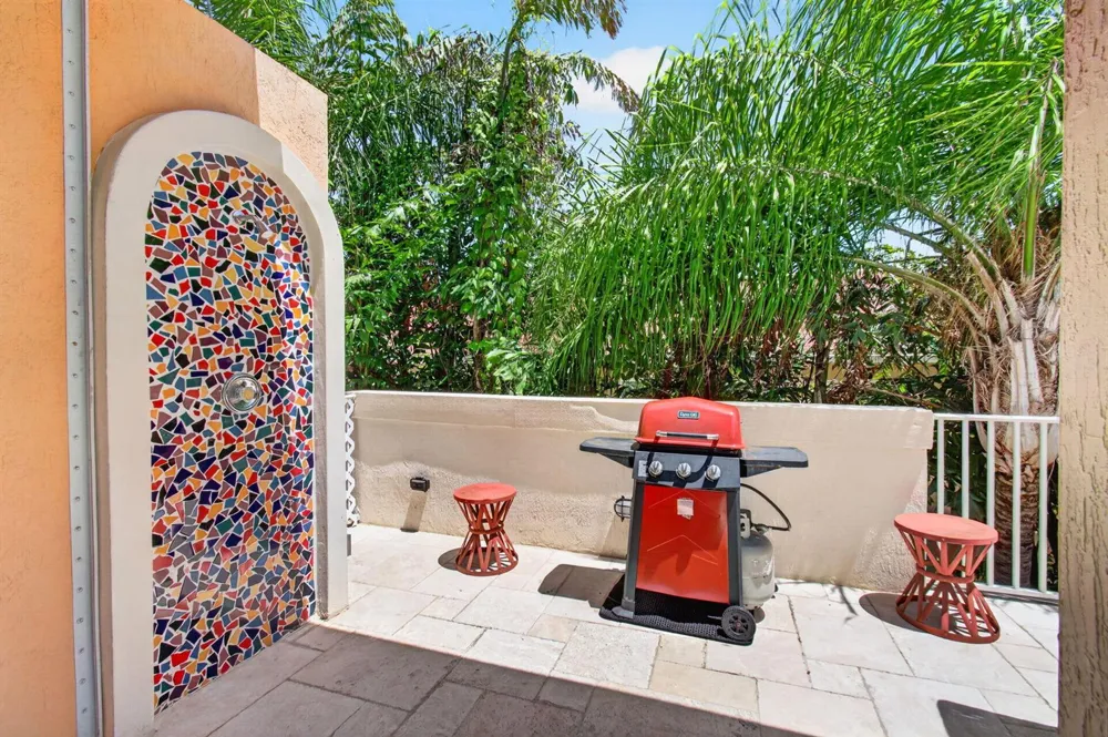 113 NW 1st Avenue Delray Beach, FL 33444