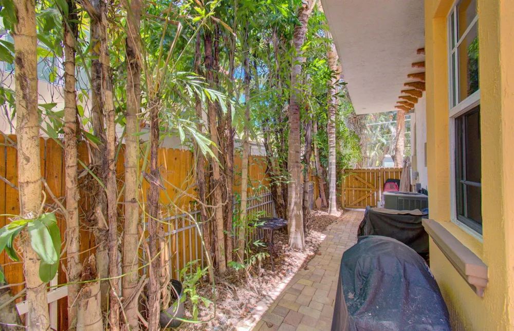 113 NW 1st Avenue Delray Beach, FL 33444