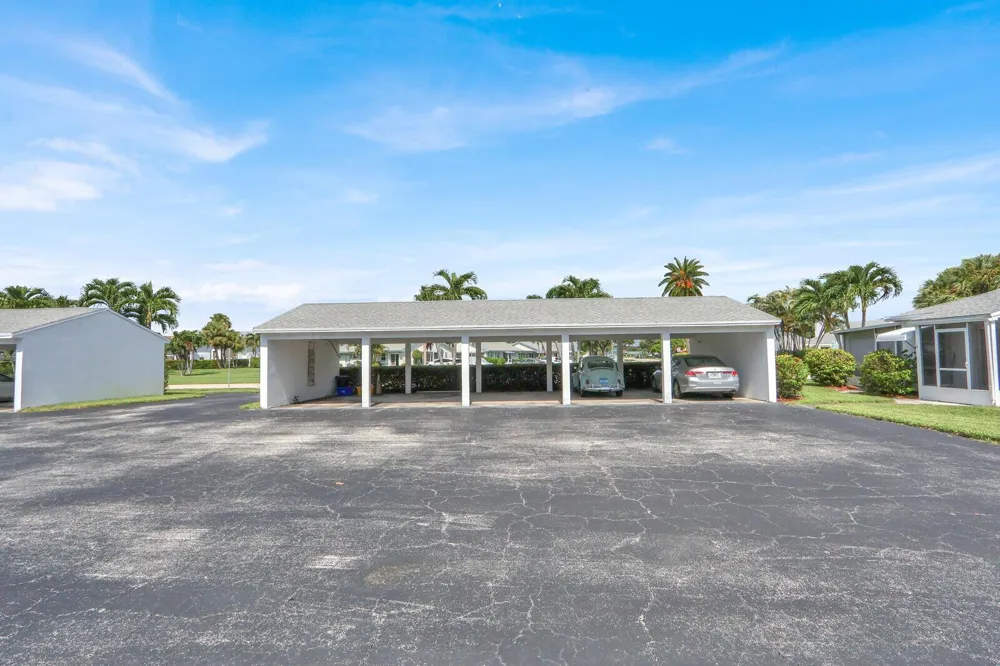 10084 Meridian Way #4 Palm Beach Gardens, FL 33410