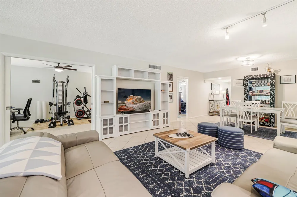 933 Cypress Grove Drive #103 Pompano Beach, FL 33069
