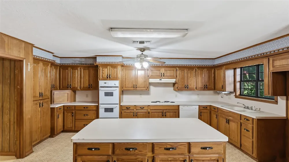 1307 Allison Street Brenham, TX 77833