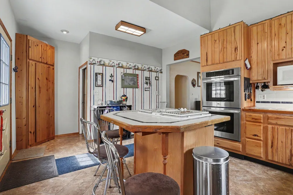 219 4th Street Burr Oak, MI 49030